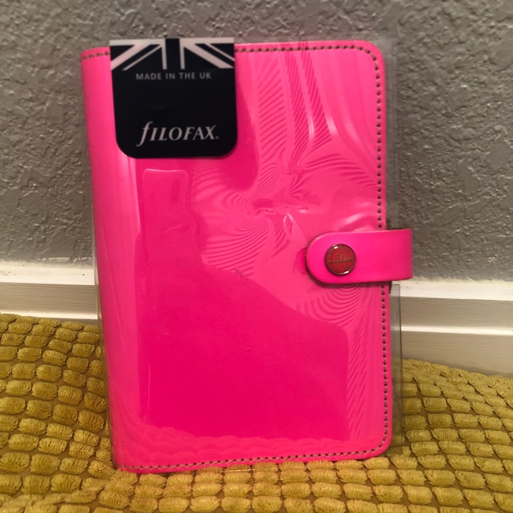 Beautiful Fluro Pink Leather Agenda!